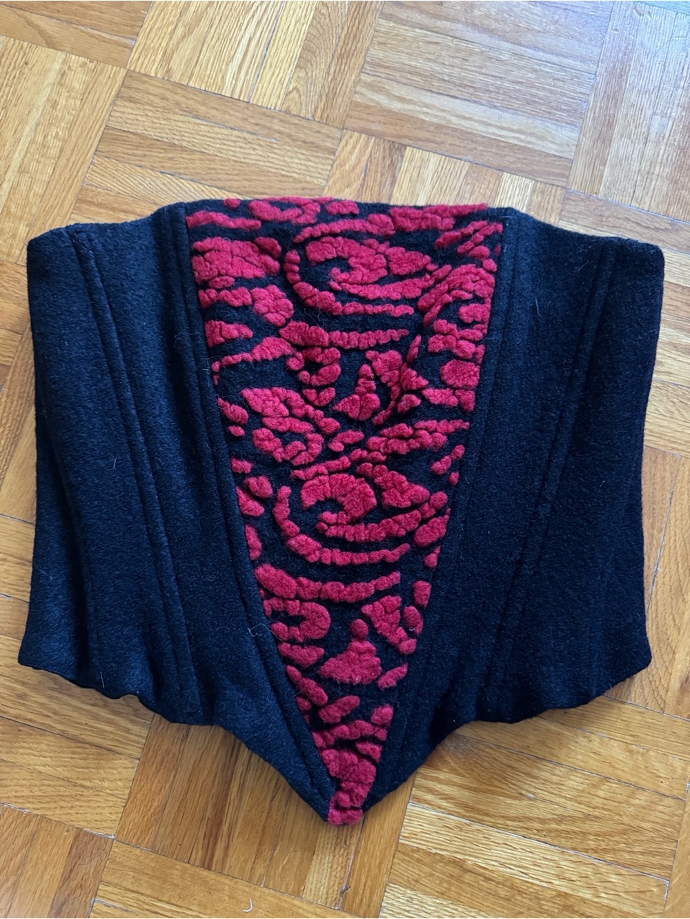 Magali Madi wool corset M
